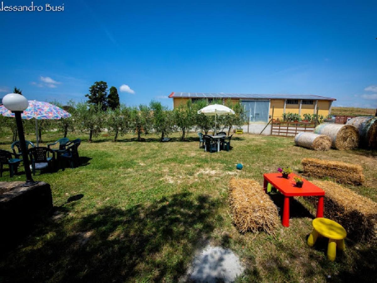 Agriturismo La Valle Della Lavanda - Podere Mezzastrada Fauglia Exterior photo
